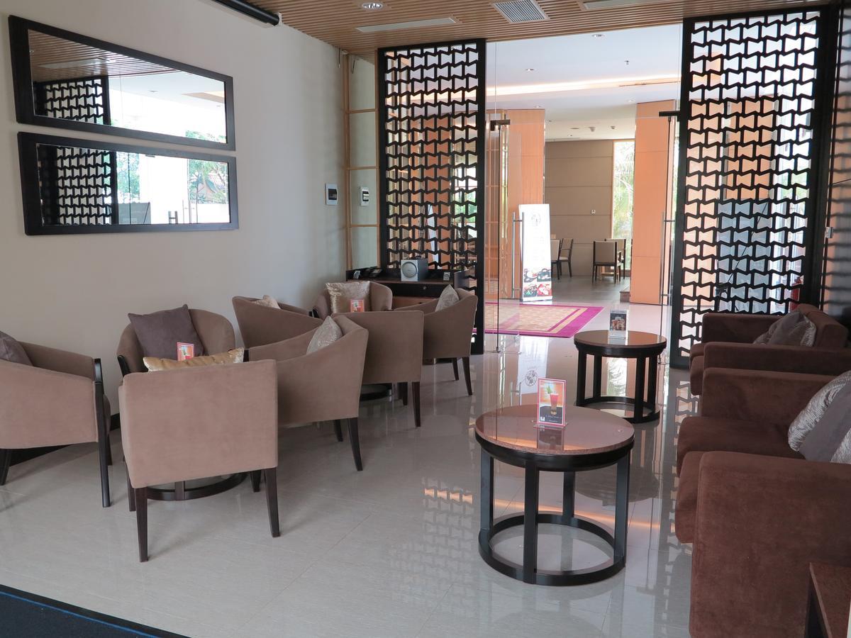 Gtv Hotel Cikarang Zewnętrze zdjęcie