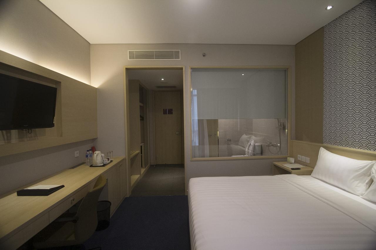 Gtv Hotel Cikarang Zewnętrze zdjęcie